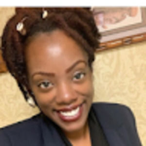 Meet your Posher, Simone